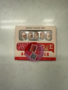 Santa Design Nude Press-On Nails - Holiday Accent Set